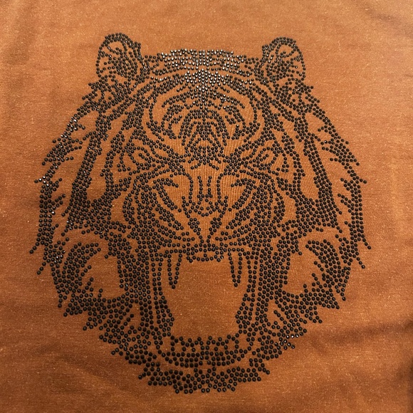 Tiger Rhinestoned Sweatshirt - Picture 4 of 8